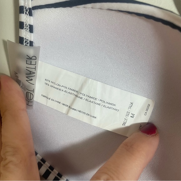 Hot Water Medium Navy Blue and White Swimsuit Top Size Medium - Picture 4 of 5